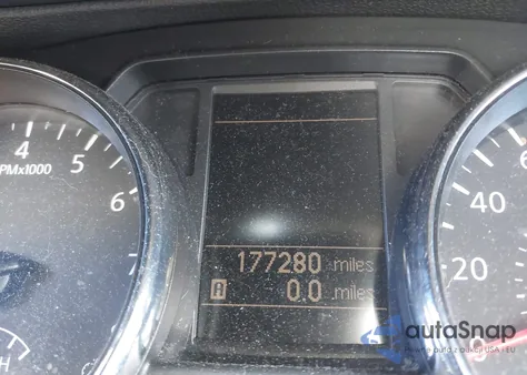 2015 Nissan Rogue Select S z USA, uszkodzony, nr VIN JN8AS5MT7FW667478